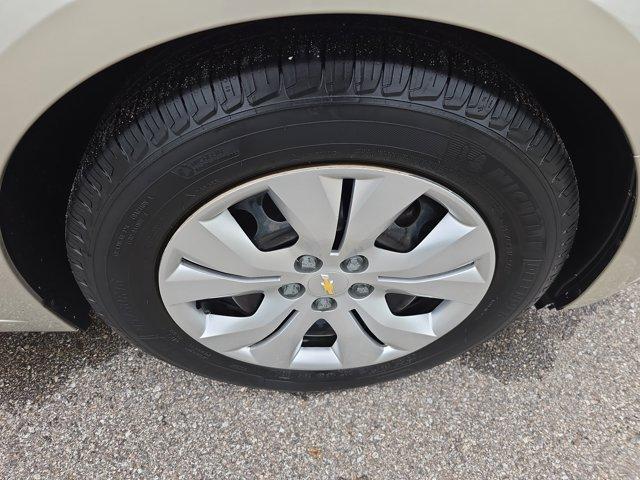 used 2014 Chevrolet Cruze car, priced at $6,216