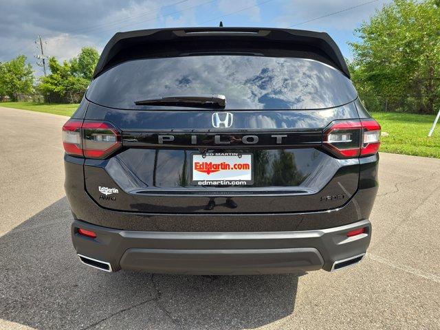 new 2025 Honda Pilot car, priced at $41,995