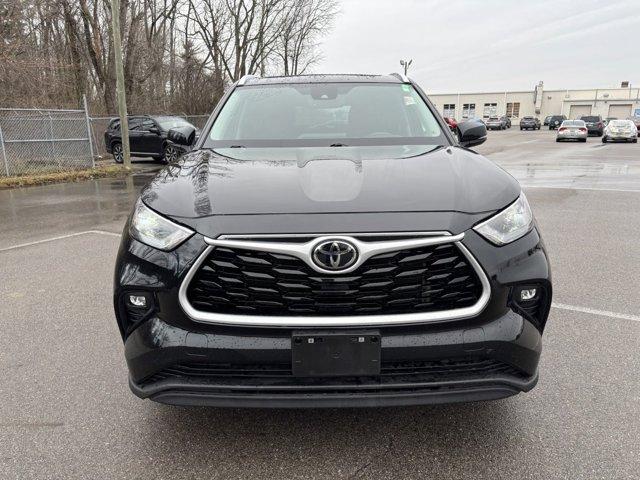 used 2023 Toyota Highlander car, priced at $36,218