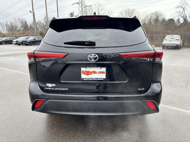 used 2023 Toyota Highlander car, priced at $36,218