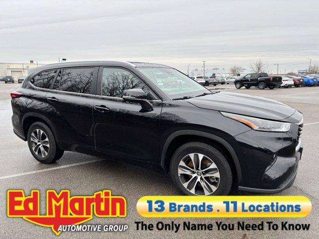 used 2023 Toyota Highlander car, priced at $35,368