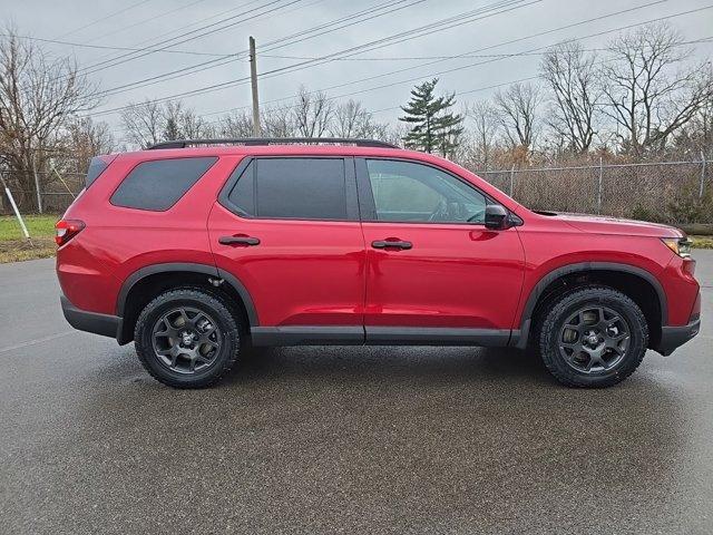 new 2025 Honda Pilot car, priced at $48,950