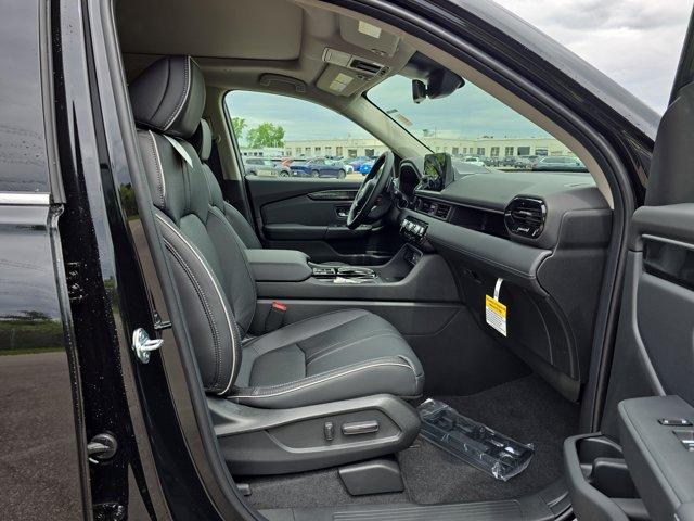 new 2025 Honda Pilot car, priced at $51,530