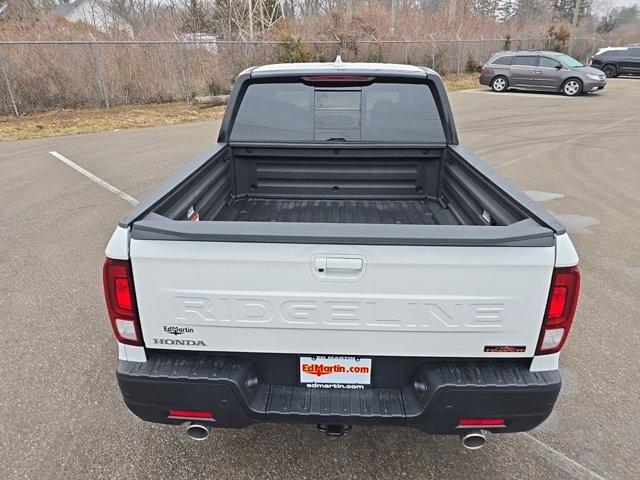 new 2025 Honda Ridgeline car, priced at $45,285