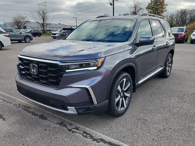 new 2025 Honda Pilot car, priced at $48,985