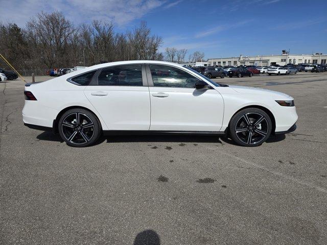 new 2025 Honda Accord Hybrid car, priced at $33,860