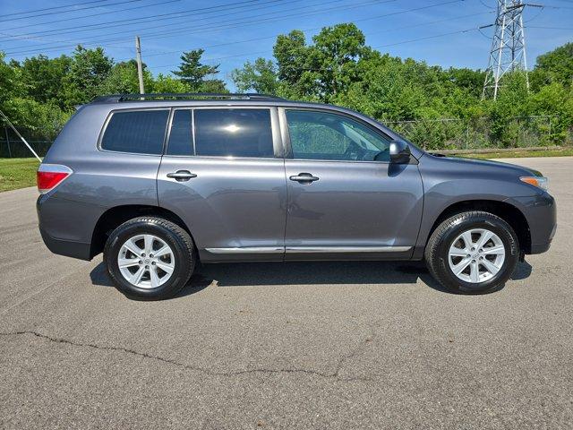 used 2013 Toyota Highlander car, priced at $12,729