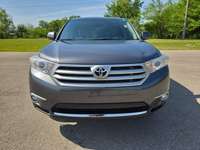 used 2013 Toyota Highlander car, priced at $12,729