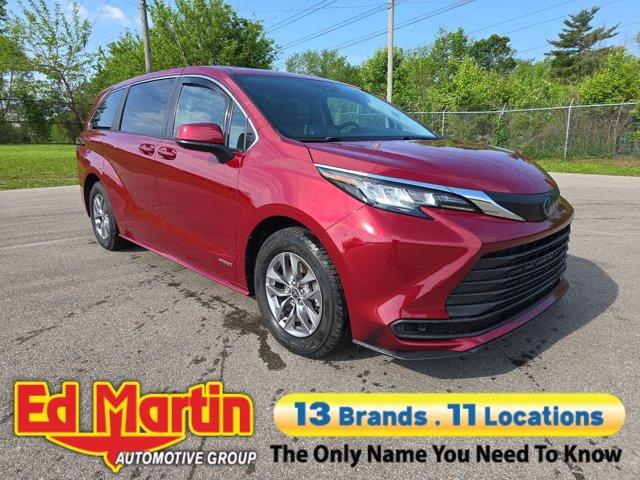 used 2021 Toyota Sienna car, priced at $34,198