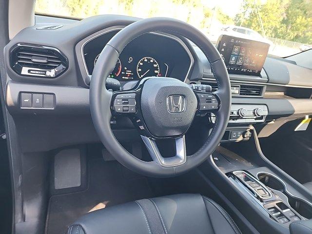 used 2025 Honda Pilot car, priced at $45,998