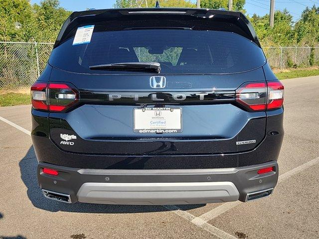 used 2025 Honda Pilot car, priced at $45,998