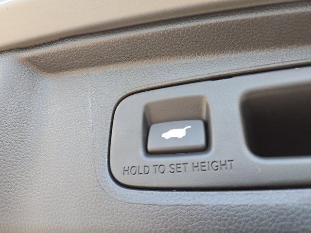 new 2026 Honda CR-V Hybrid car, priced at $40,375