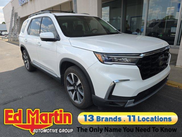 used 2023 Honda Pilot car, priced at $46,249