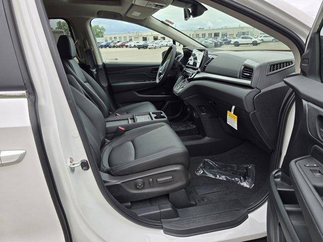 new 2026 Honda Odyssey car, priced at $44,140