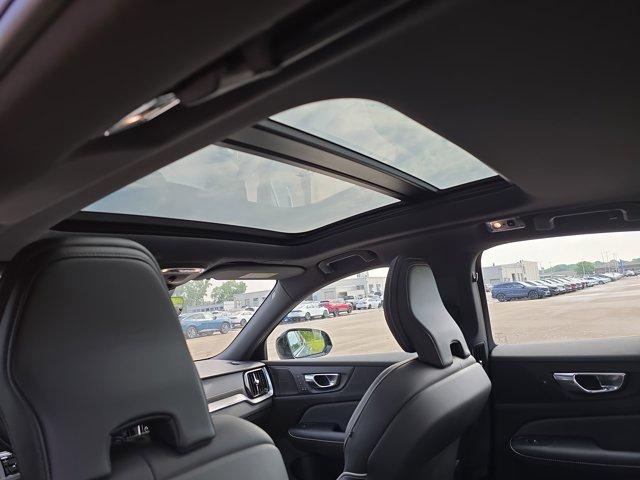 used 2022 Volvo S60 Recharge Plug-In Hybrid car, priced at $33,809