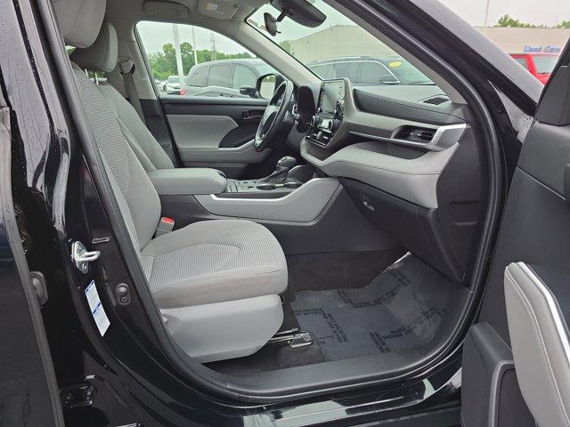 used 2022 Toyota Highlander car, priced at $28,989