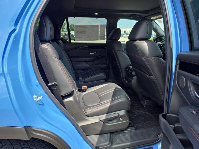 new 2025 Honda Pilot car, priced at $49,385