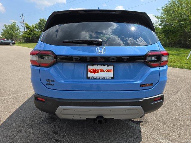 new 2025 Honda Pilot car, priced at $49,385