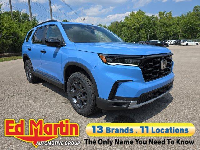 new 2025 Honda Pilot car, priced at $49,385