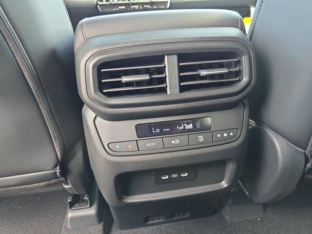 new 2025 Honda Pilot car, priced at $51,405