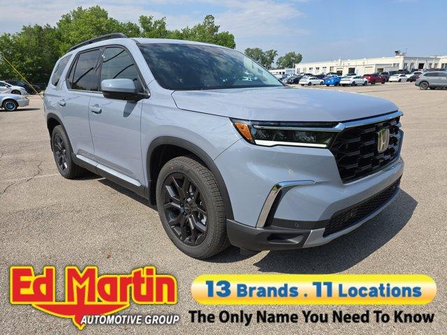 new 2025 Honda Pilot car, priced at $51,405
