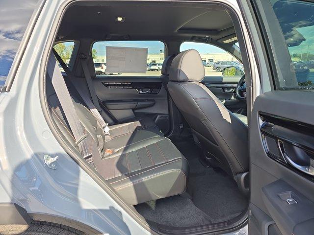 new 2026 Honda CR-V Hybrid car, priced at $42,155