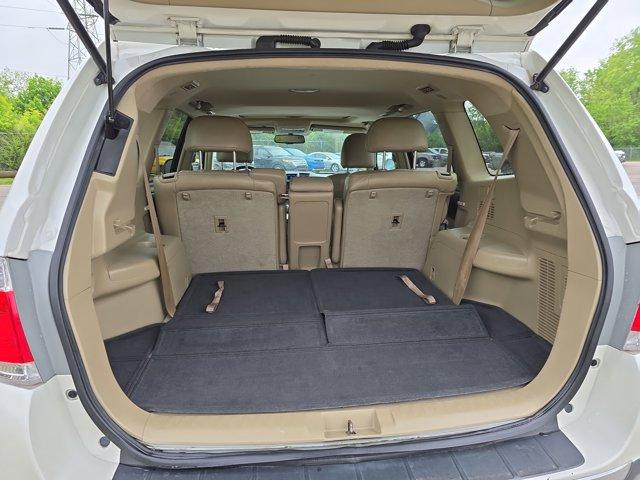 used 2013 Toyota Highlander car, priced at $12,650