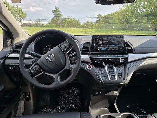new 2026 Honda Odyssey car, priced at $43,775