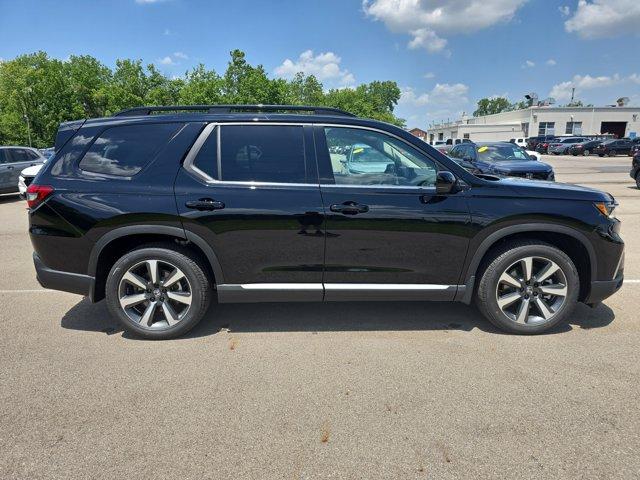 new 2025 Honda Pilot car, priced at $53,250