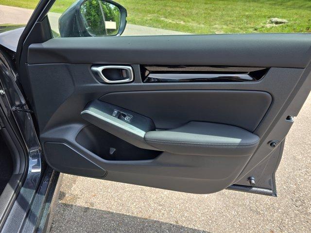 new 2025 Honda Civic Hybrid car, priced at $31,300