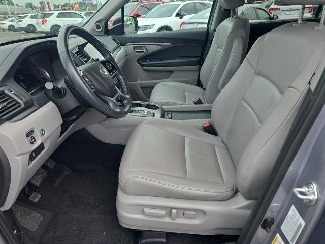 used 2021 Honda Pilot car, priced at $33,589