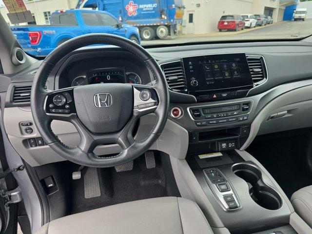 used 2021 Honda Pilot car, priced at $33,589
