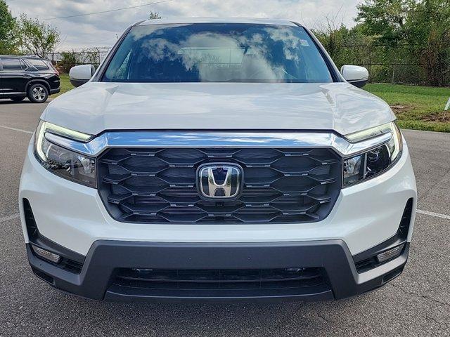 new 2025 Honda Passport car, priced at $42,395