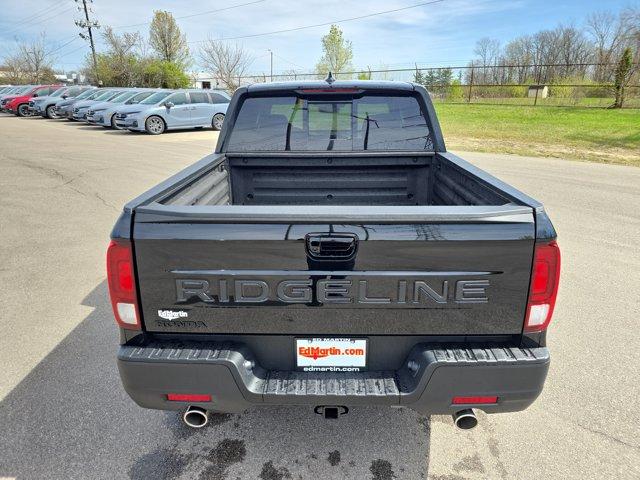 new 2025 Honda Ridgeline car, priced at $43,580