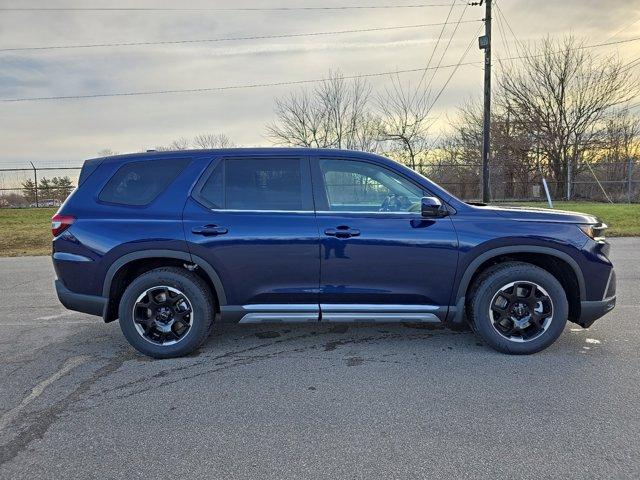 new 2025 Honda Pilot car, priced at $46,195