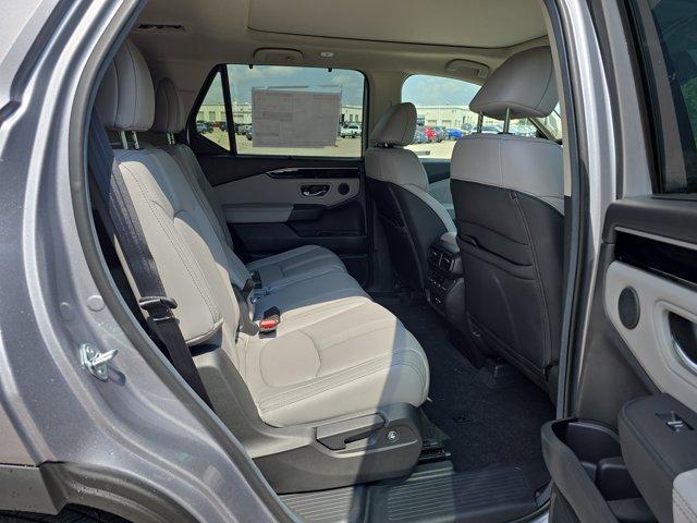 new 2025 Honda Pilot car, priced at $50,250