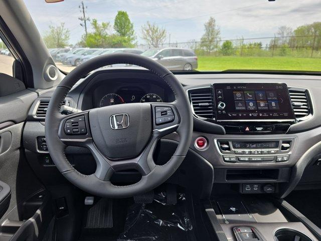 new 2025 Honda Ridgeline car, priced at $40,255