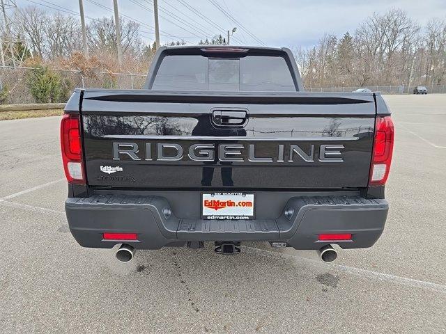 new 2025 Honda Ridgeline car, priced at $44,925