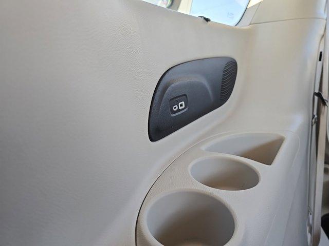 used 2023 Chrysler Pacifica car, priced at $28,553