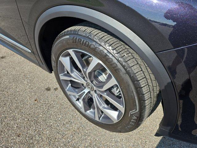used 2024 Acura MDX car, priced at $47,989