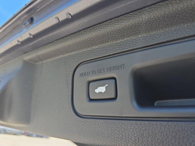 used 2025 Honda Odyssey car, priced at $42,201