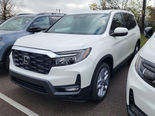 new 2025 Honda Passport car, priced at $42,250