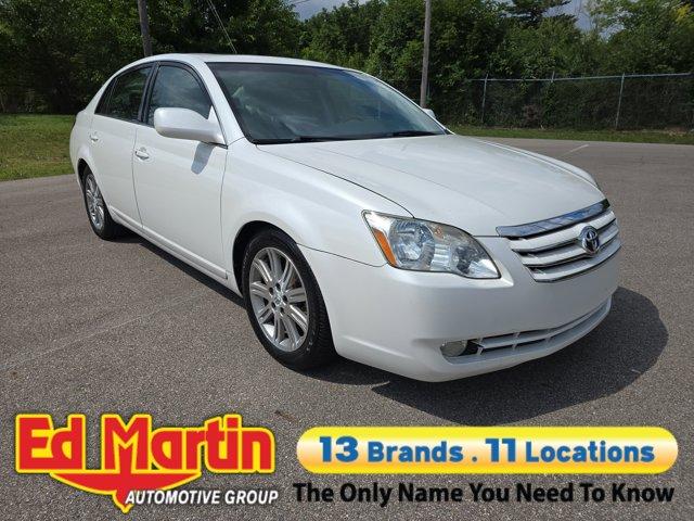 used 2005 Toyota Avalon car, priced at $4,300