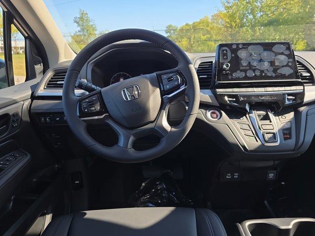 new 2026 Honda Odyssey car, priced at $42,290