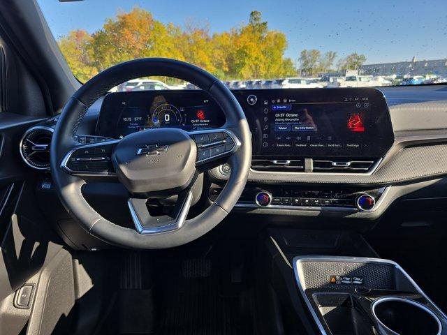 used 2025 Chevrolet Equinox car, priced at $25,500