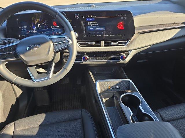 used 2025 Chevrolet Equinox car, priced at $25,500