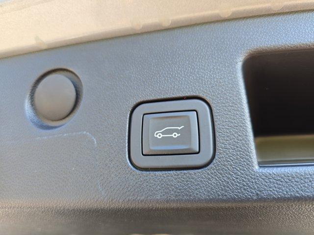 used 2025 Chevrolet Equinox car, priced at $25,500