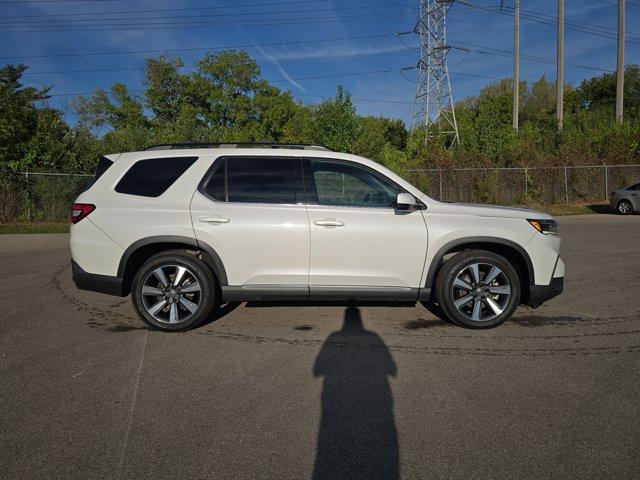 used 2023 Honda Pilot car, priced at $41,100