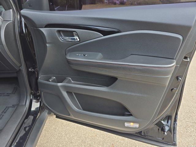used 2022 Honda Pilot car, priced at $34,250
