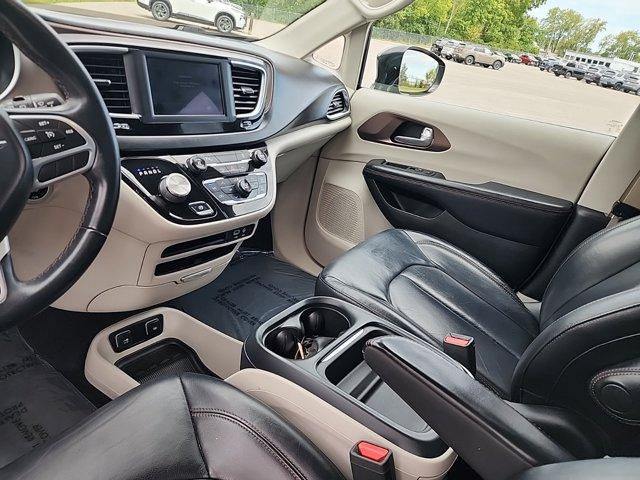 used 2017 Chrysler Pacifica car, priced at $10,988